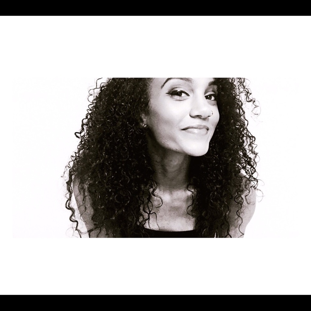 Meet your Posher, Kiana